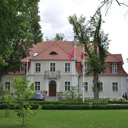 Rezydencja Marii Rybieniec Hotel Kiszkowo Exterior foto